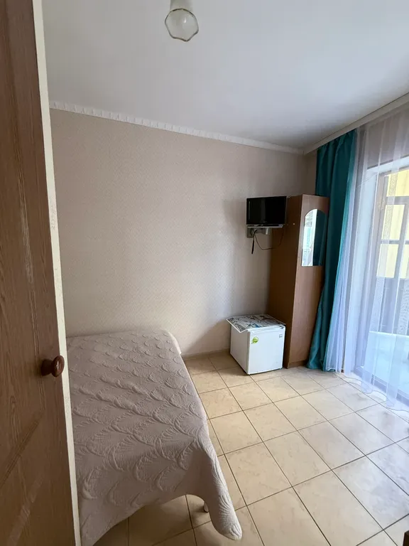 Квартира Квартира Стандартный двухместный номер на первом этаже — Геленджик