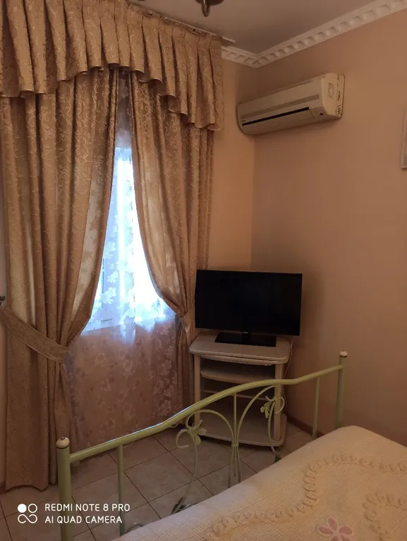 Коттедж Уютный коттедж с садом — Сочи