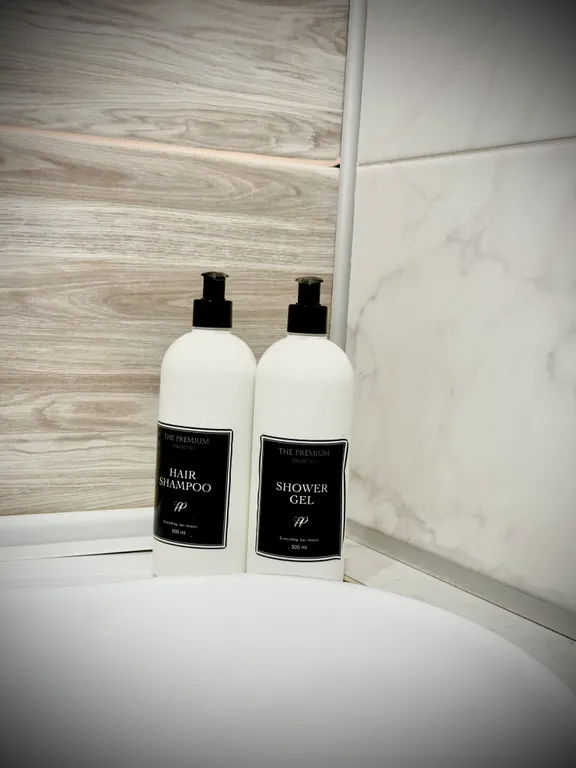 Квартира рядом с центром, удобно доехать от вокзала и аэропорта, рядом с госпиталем