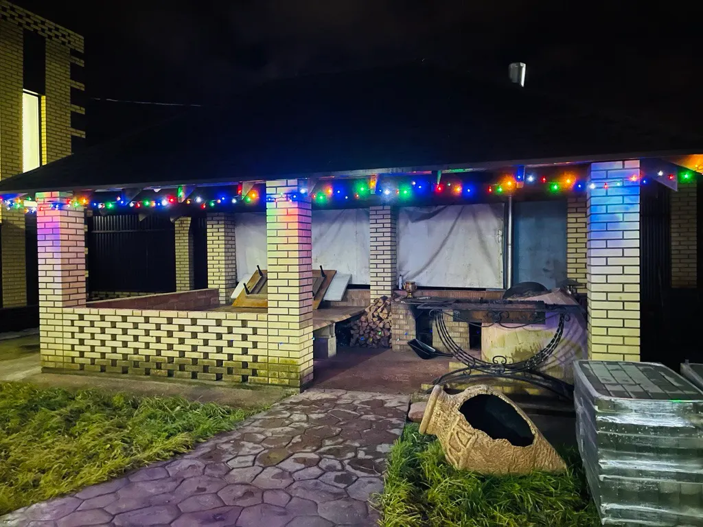 Замок для гостей