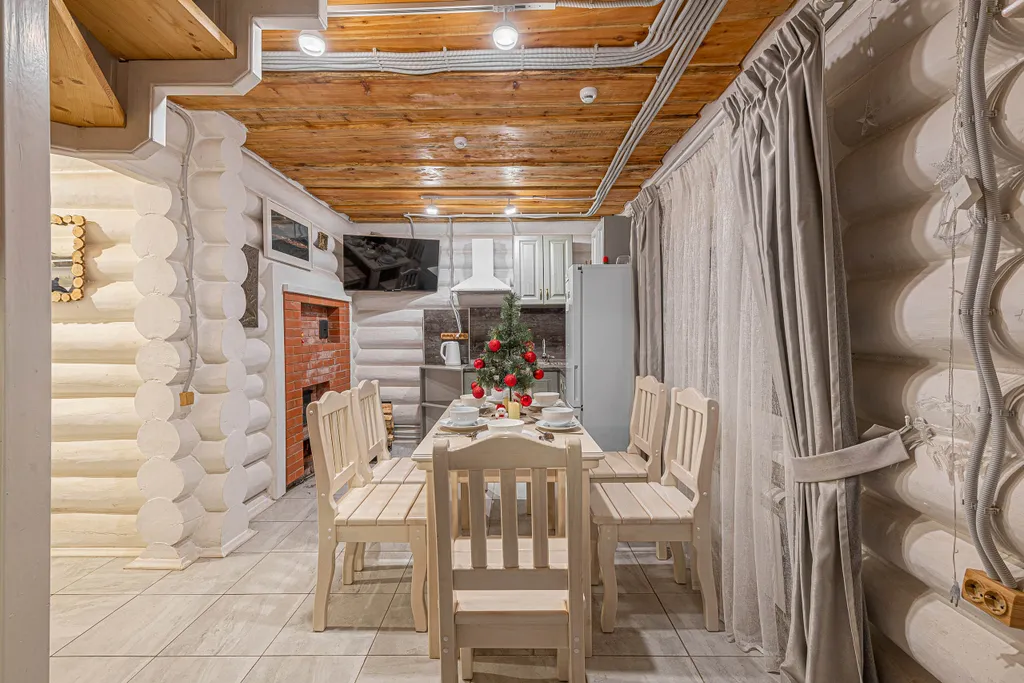 Коттедж Уютный гостевой дом из кедра Пятигорск в Кикино на Веле с баней — Кикино