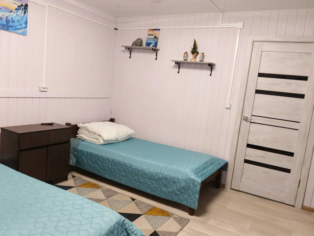 Благоустроенный 4-х местный номер со своей кухней и сан.узлом