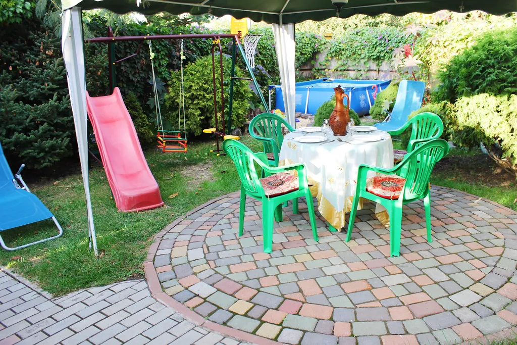 Коттедж у моря со своим двором до 11 человек, беседка, костровая чаша.