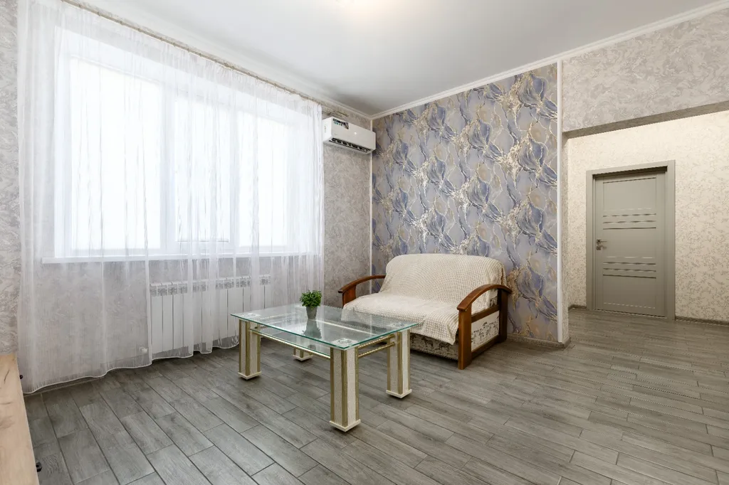 Дом рядом с трассой М-4