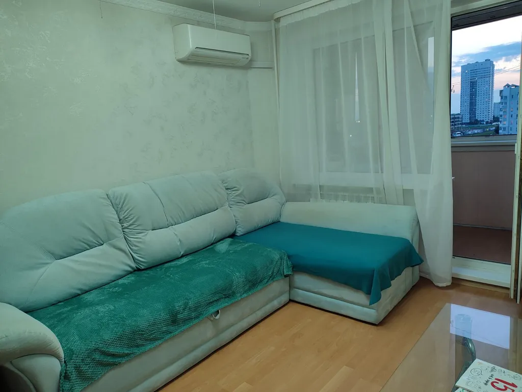 Двухкомнатная квартира возле ТЦ Грин