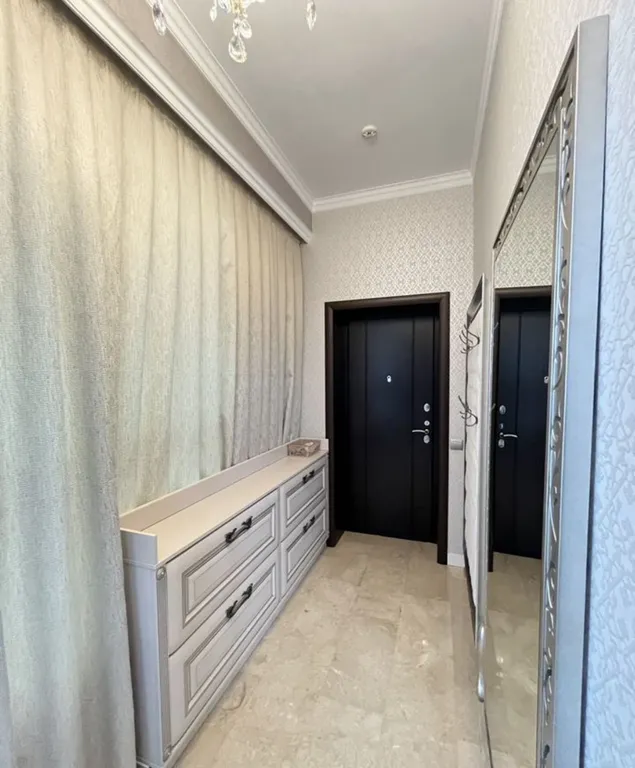 Пентхаус с видом на Морпорт в центре города