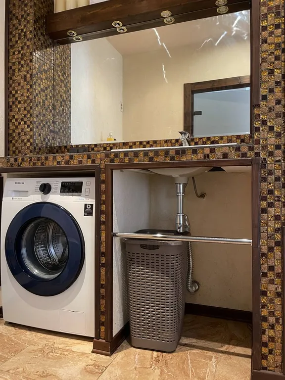 Студия с видом на лес