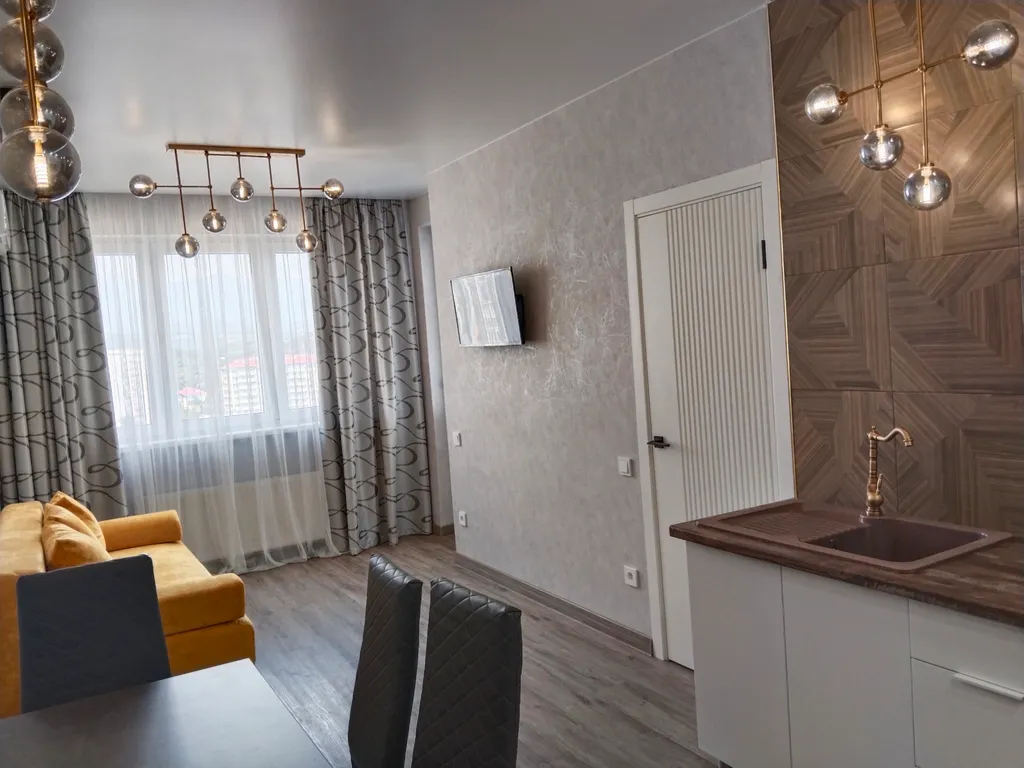 Квартира Новая квартира с дизайнерским ремонтом — Сириус