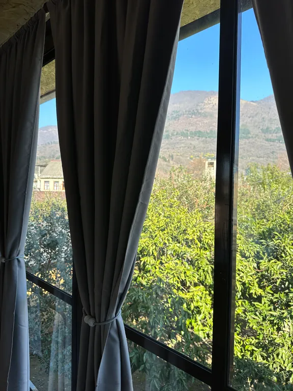 Коттедж Люкс домик — Гагра