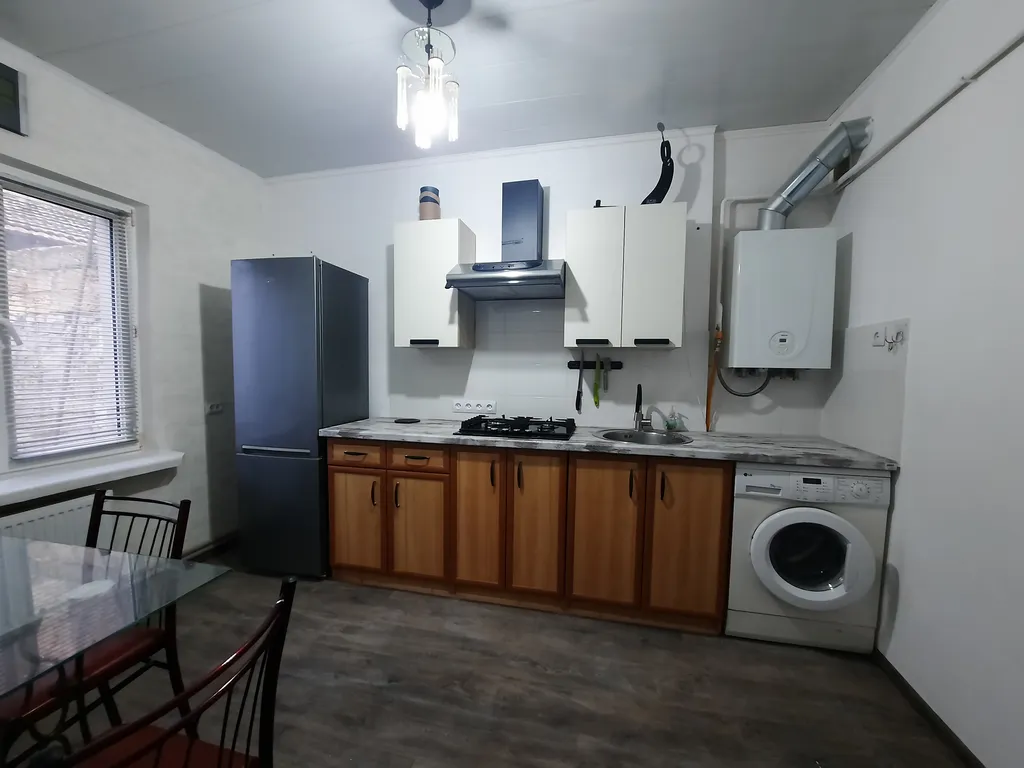 Квартира Квартира Уютный домик в 3-х минутах от моря — Евпатория