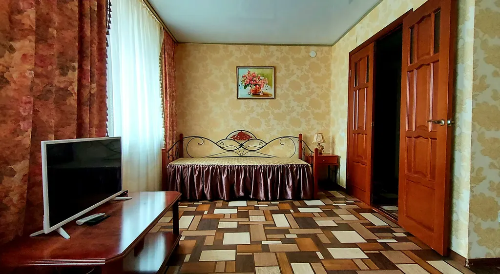 Уютная квартира с видом на монастырь