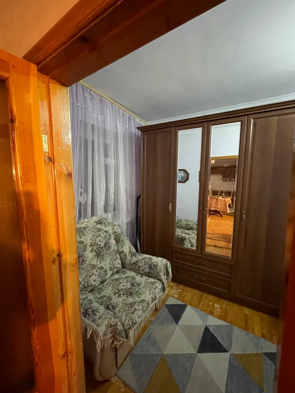 Уютная двухкомнатная квартира в центре Домбая