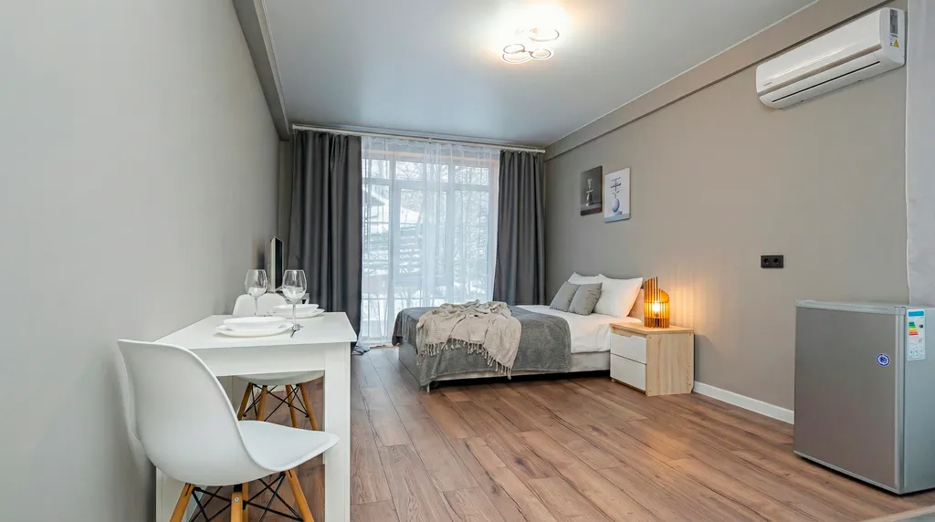 Уютная студия у цирка