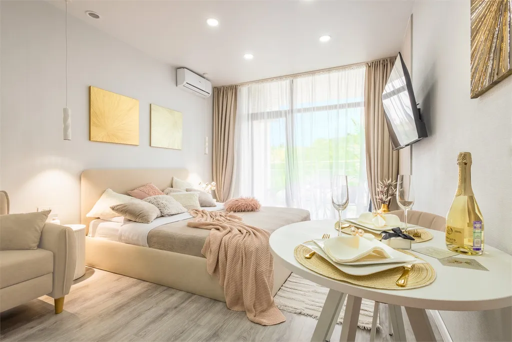 1-комнатная Квартира — аренда посуточно в Алушта