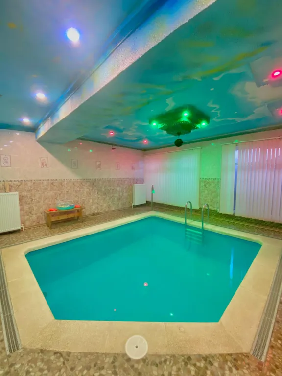 Апартаменты двухкомнатные с кухней