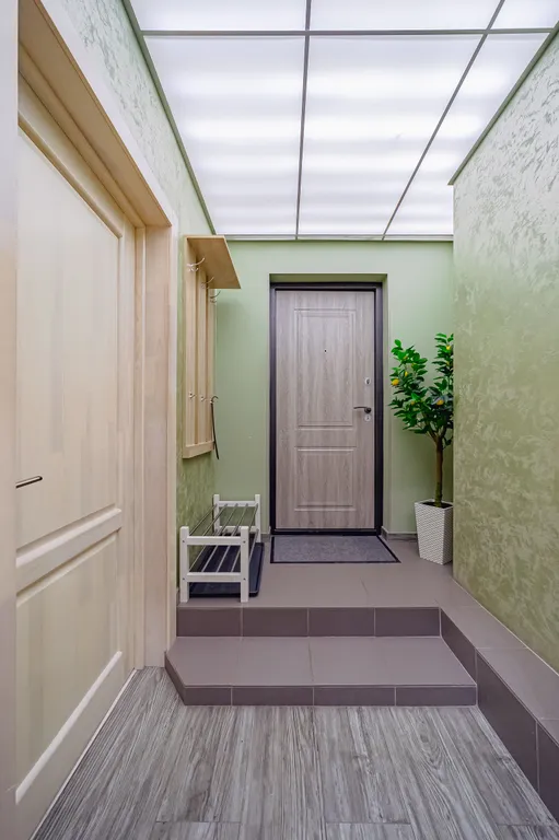 Удобная локация в самом центре у метро с видом на город и арену