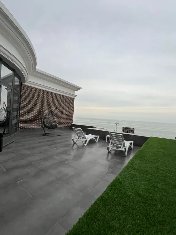 Квартира с личной террасой и видом на море — аренда посуточно в Махачкала