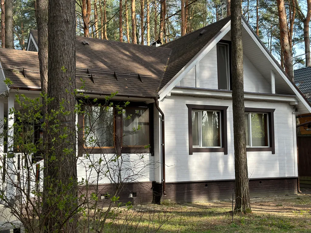 Загородный дом в соснах недалеко от Москвы