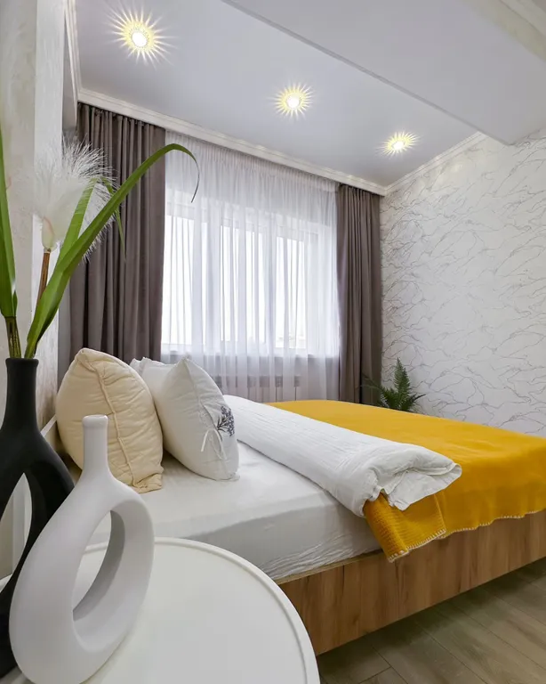 Светлая квартира в Жилом Комплексе — аренда посуточно в Алматы