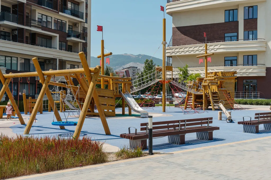 Квартира на берегу моря в комплексе Атлас на первой линии