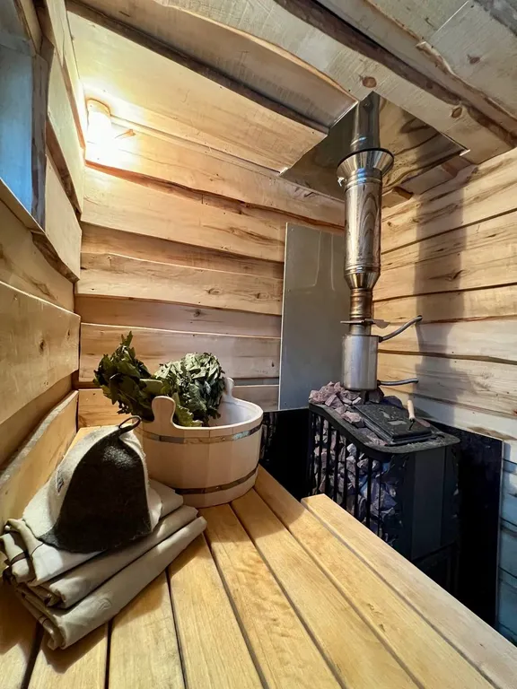 Треугольный домик Василево с баней и чаном