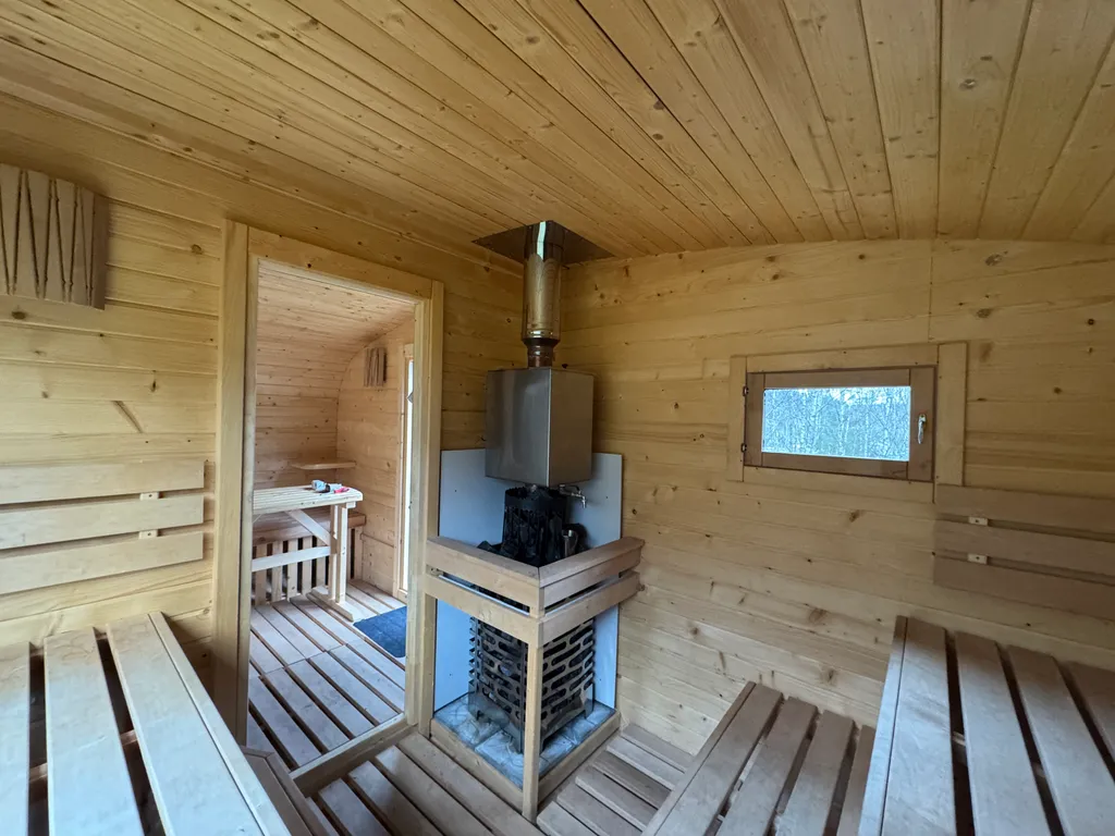 Уютный дом - сфера в 25 километрах от Минска