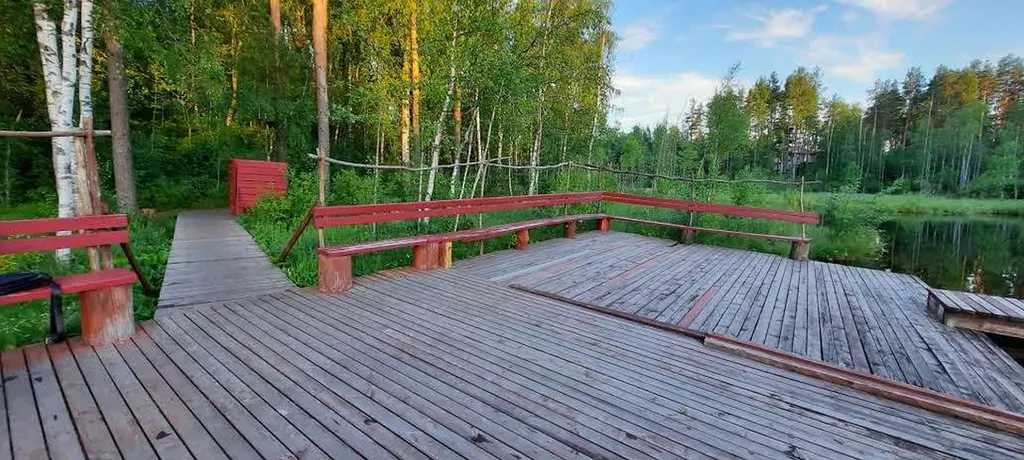 Дом у трёх озер