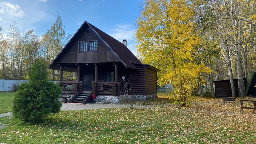 Дом у озера Вуокса в Родной усадьбе