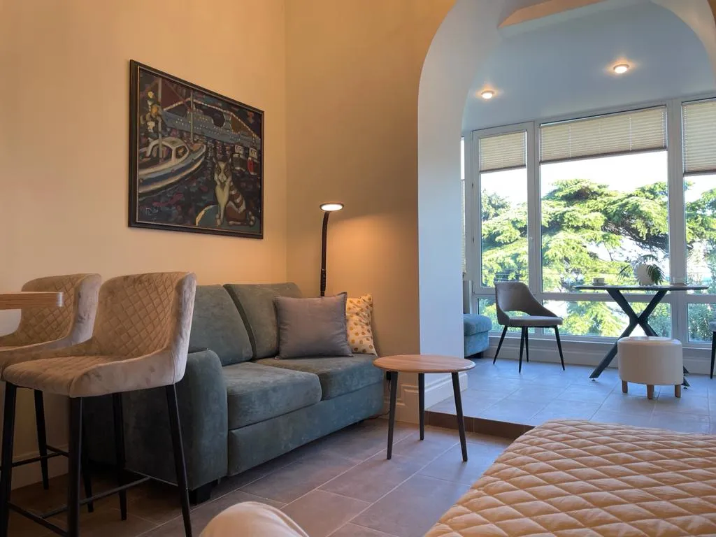 Квартира с видом на море на набережной