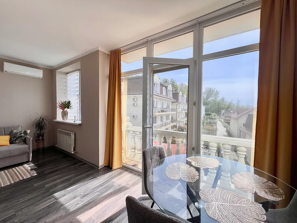 Квартира с видом на море