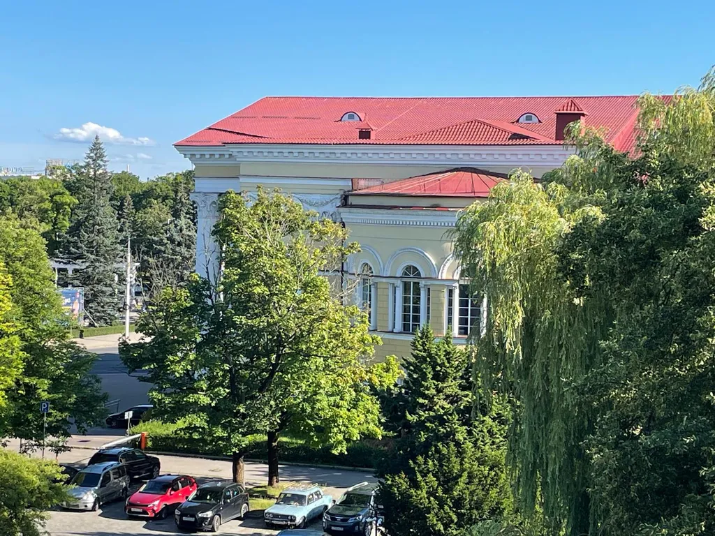 Квартира Квартира в центре с видом на Драматический театр, Дворянское гнездо — Калининград