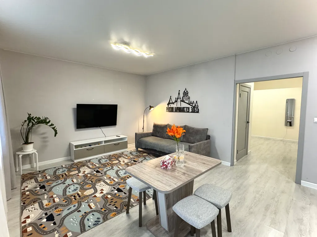 Квартира Уютная студия в комфортном районе — аренда посуточно в Борисовичи