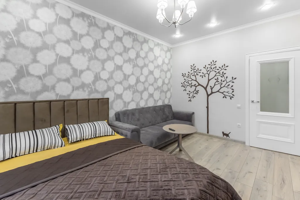 Чистая, уютная квартира, тихий закрытый двор с детской площадкой