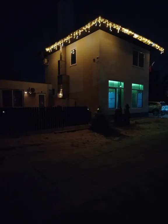 Домик на реке Волга