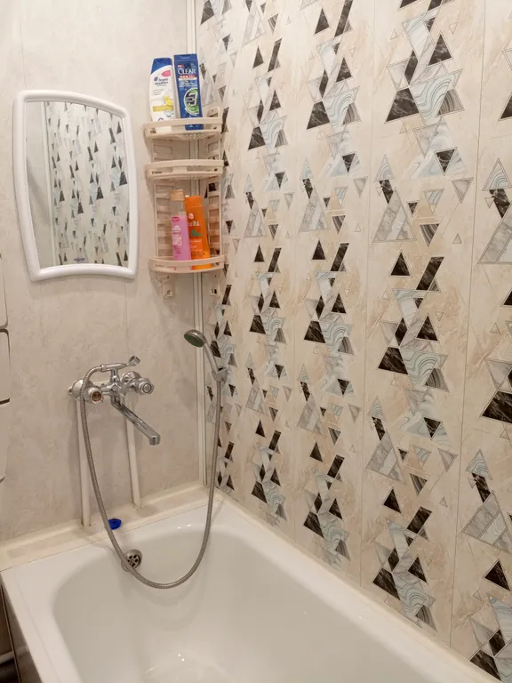 Квартира в спальном микрорайоне с парком для отдыха на Волге