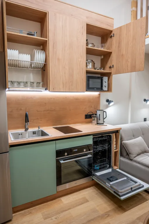 3-комнатная квартира в 5 минутах от моря