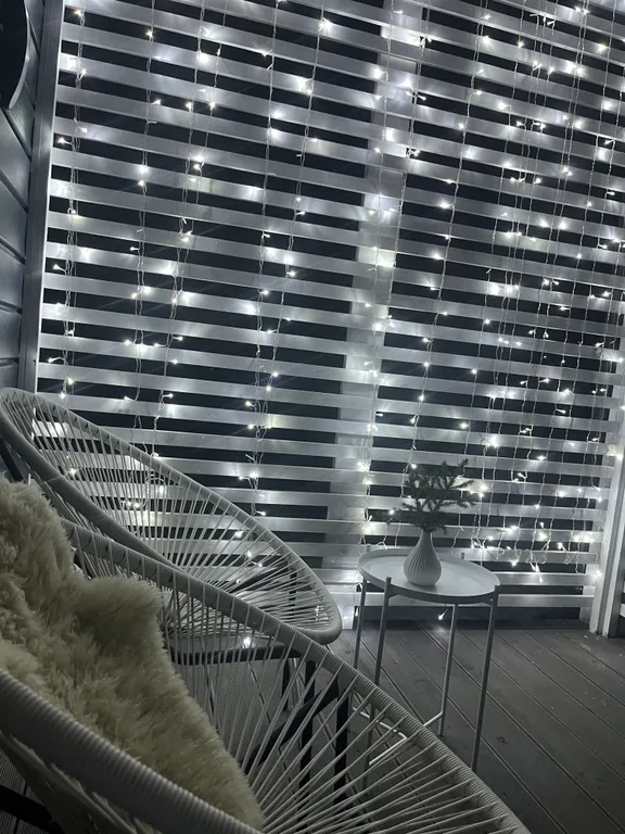 Уютный дом около реки Мана с баней