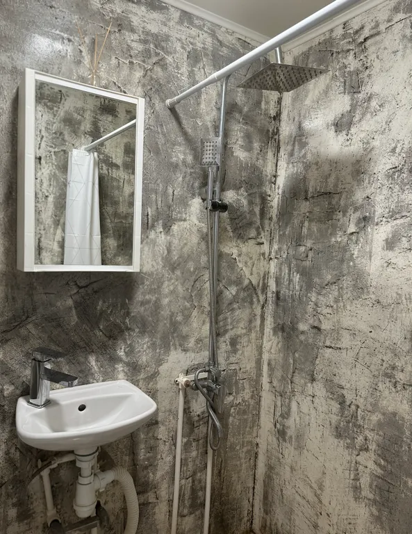 Москворецкий Комфорт. Чисто,спокойно,удобно-как дома,но ближе к работе