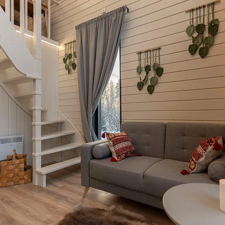 Коттедж Двухэтажный барнхаус на озере с видом на лес — Мичуринское