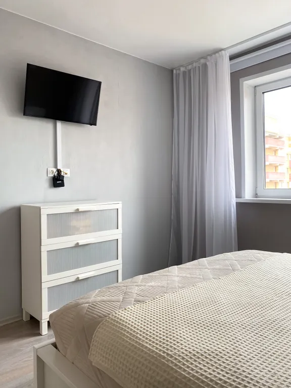 Большая семейная квартира до 5 гостей рядом с Волгой