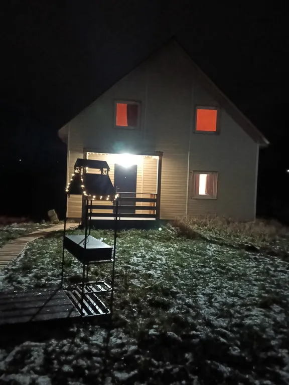 Уютный новый дом с баней на берегу реки в 45 км от Москвы-Домодедово