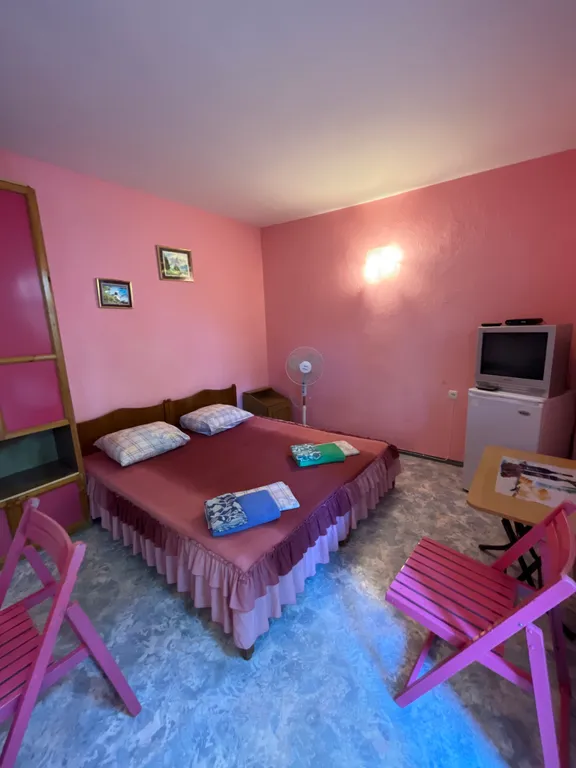 Уютный номер у моря с песчаным пляжем в шаговой доступности