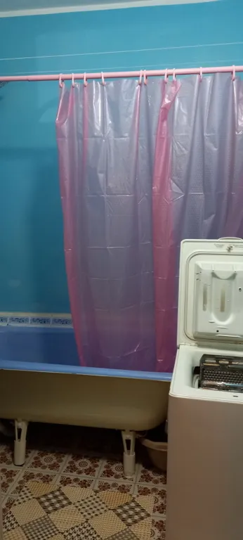 Квартира 3-комнатная Квартира — Евпатория