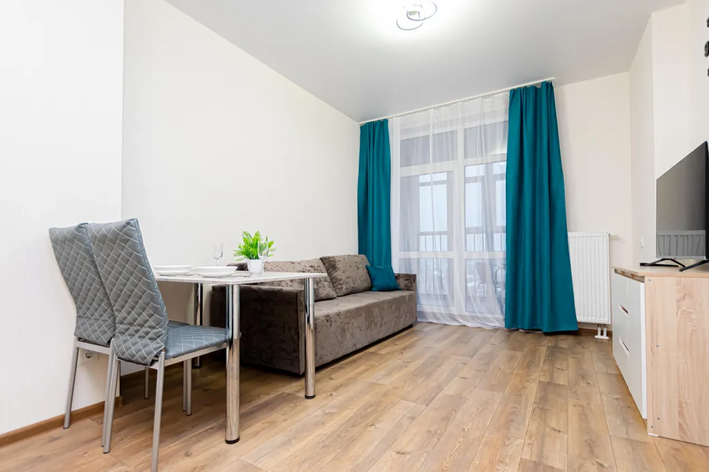 Уютная двухкомнатная квартира евро формата у Планеты