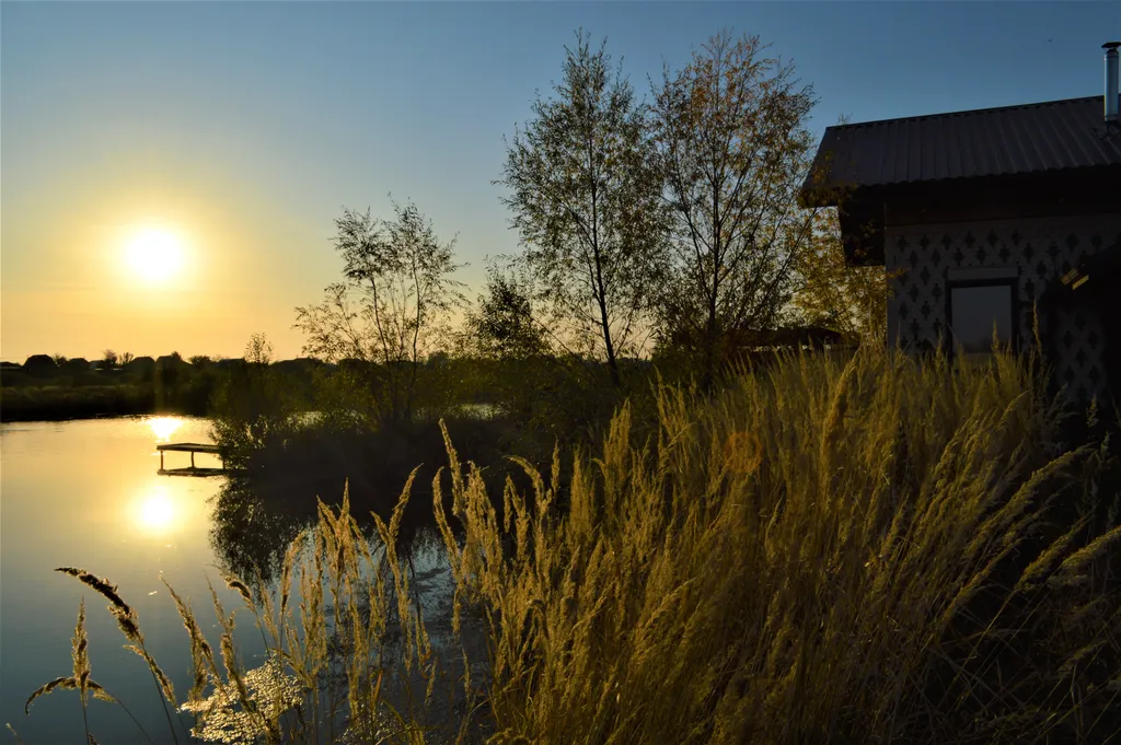 Вилла Ива с видом на воду