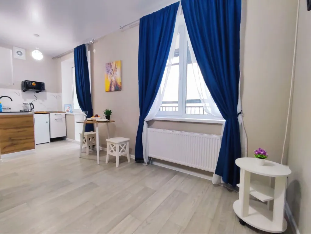 Светлая квартира в центре с шикарным видом