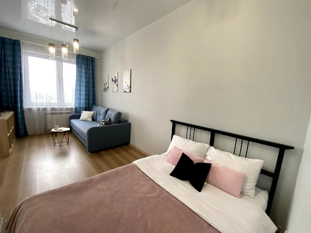 Квартира Хэппи Хаус Студия в стиле лофт в Кузьминках — Омск