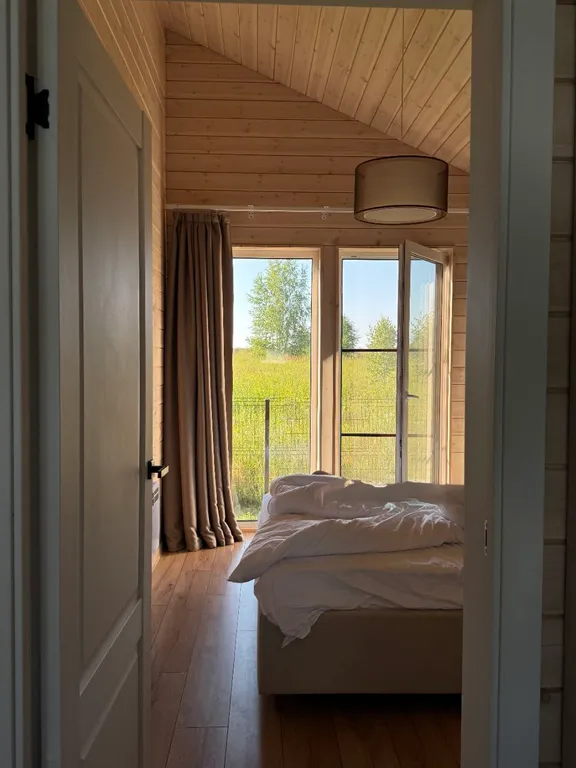 Побег из города, дом с сауной и камином