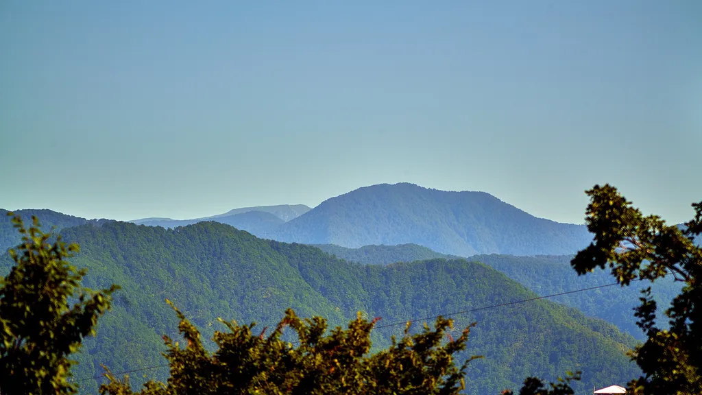 Коттедж Умный дом с кипарисами и видом на море — Сочи