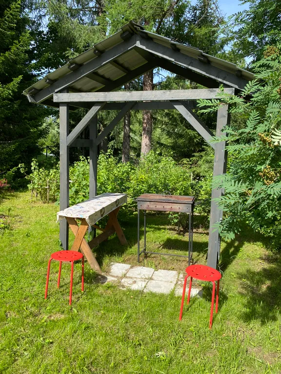 Дом на берегу озера